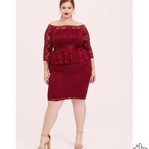 TORRID size 28 DARK RED LACE OFF SHOULDER PEPLUM DRESS